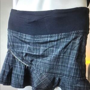 Lululemon skirt size 4